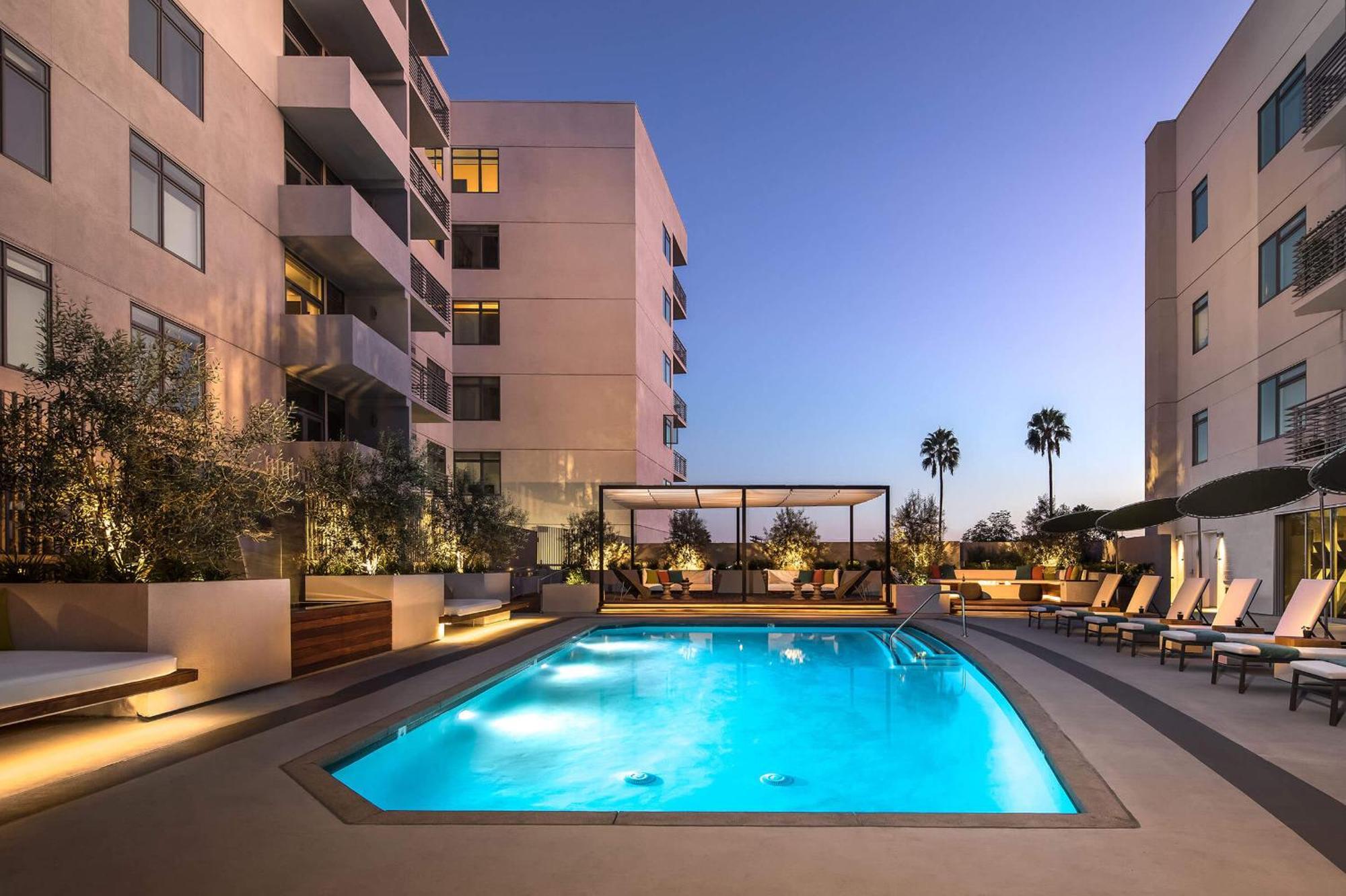 Hollywood Panoramic Views, Pool, Gym & Free Parking! Apartment Los Angeles Exterior photo
