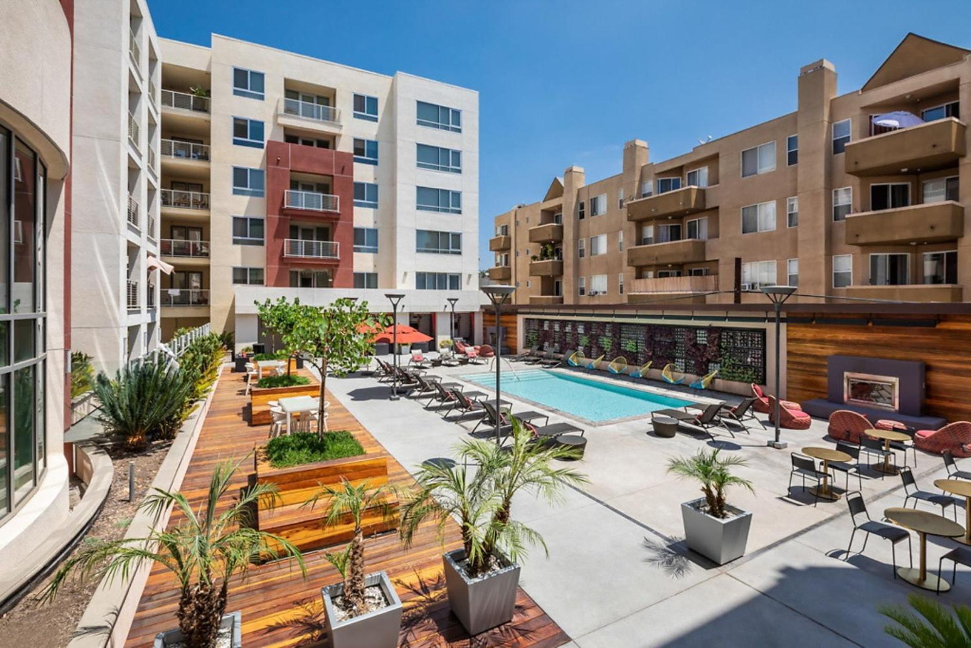 Hollywood Panoramic Views, Pool, Gym & Free Parking! Apartment Los Angeles Exterior photo